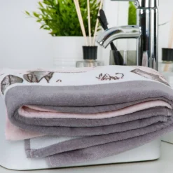 Serviette Bench Nature Inspired II 11 Serviette Bench Nature Inspired II -Promos Sommeil Zen Boutique 1000304042 230315 031 DETAILS P000000001000304042