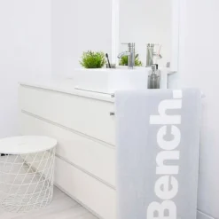 Serviette De Bain Bench II -Promos Sommeil Zen Boutique 1000304044 230315 020 MOOD DETAILS P000000001000304044 mood